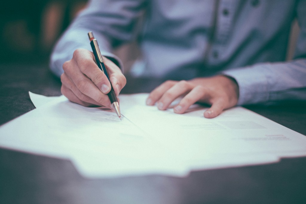 essential-closing-documents-for-sellers:-what-you’ll-need-to-finalize-the-sale
