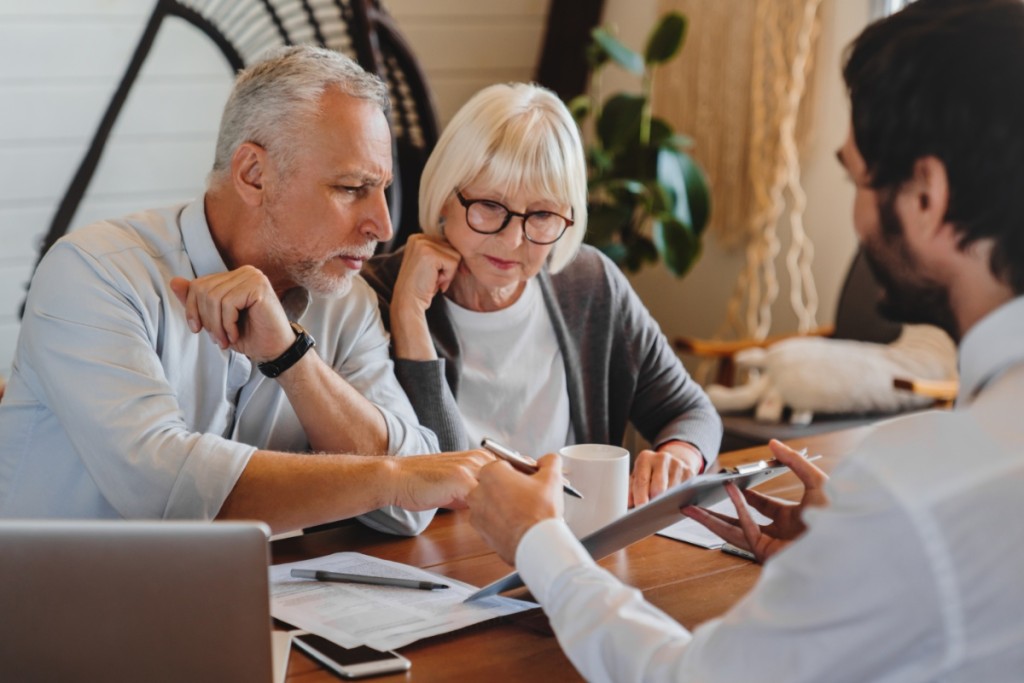 an-expired-real-estate-listing:-what-to-know-if-you’re-a-buyer-or-a-seller