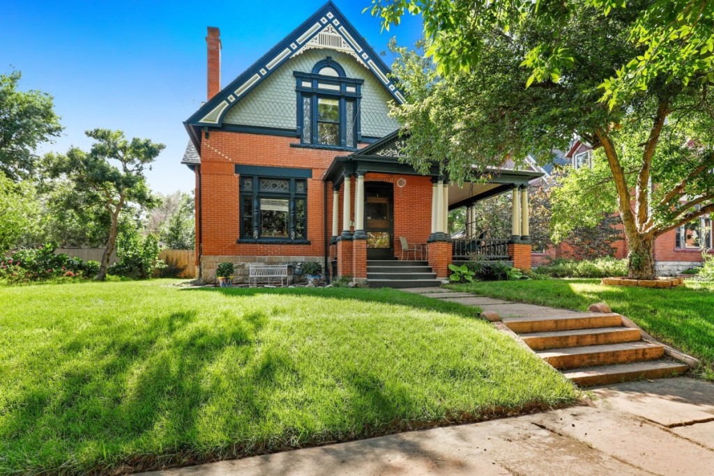is-now-a-good-time-to-buy-a-house?