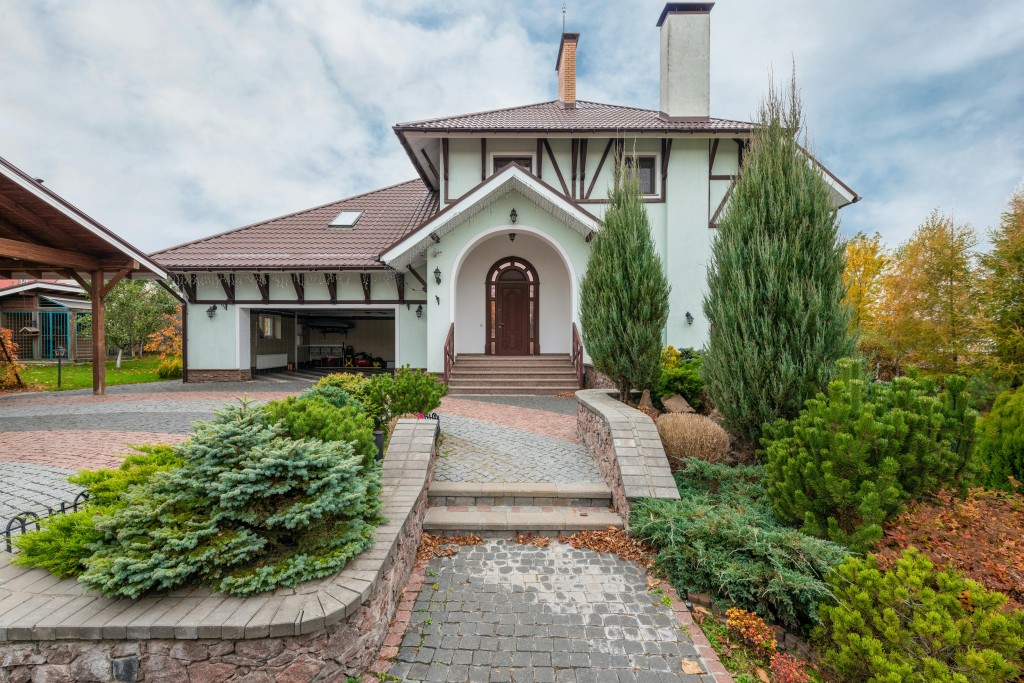 what-is-curb-appeal?-why-it-matters-when-selling-a-home