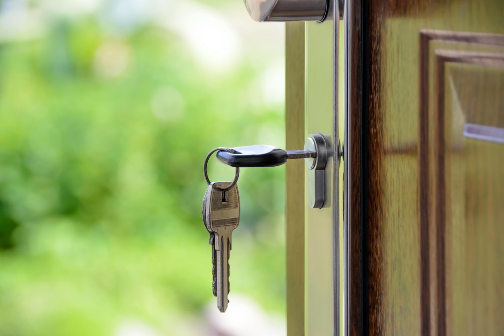 open-house-safety-tips:-what-every-seller-should-know