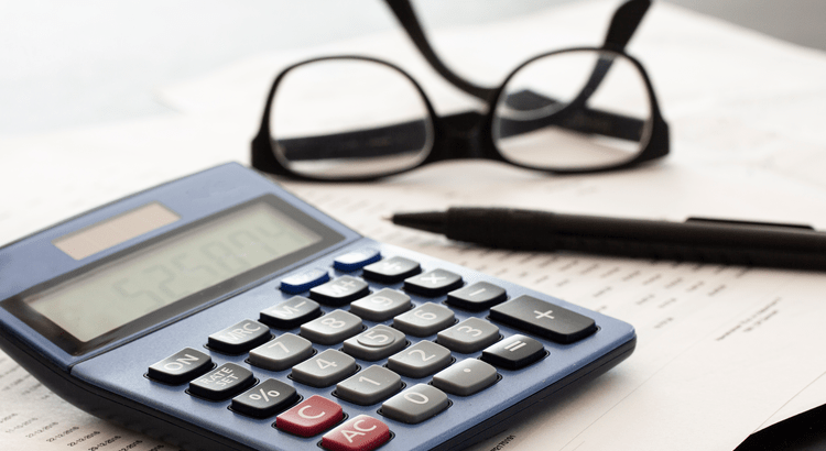 thinking-about-renting-your-house-instead-of-selling?-read-this-first.