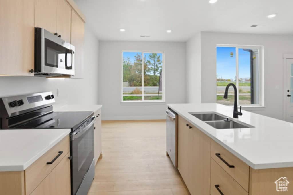 62-e-1225-s,-tremonton,-ut-84337