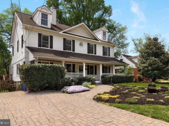 marketing-tips-for-realtors-who-want-to-stand-out-online