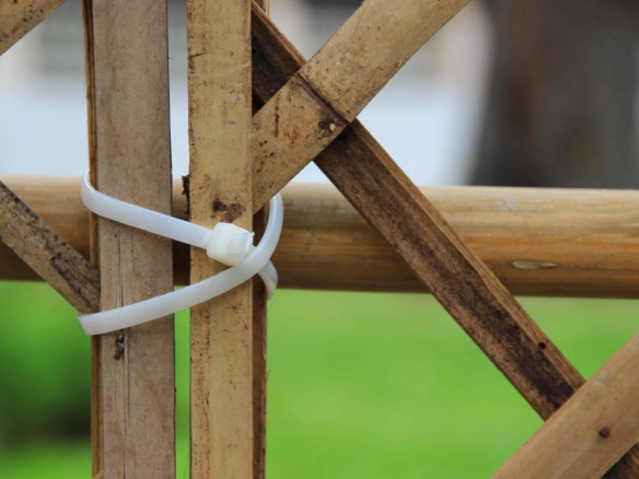 9-surprising-ways-you-should-be-using-zip-ties-around-the-house