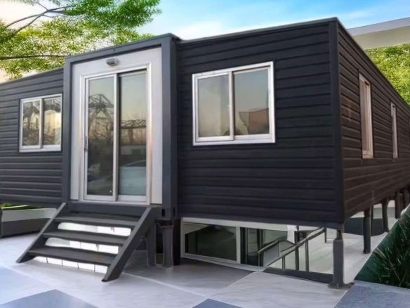 amazon-dropped-a-$19,900-3-bedroom-tiny-house-that-can-be-installed-in-1-hour