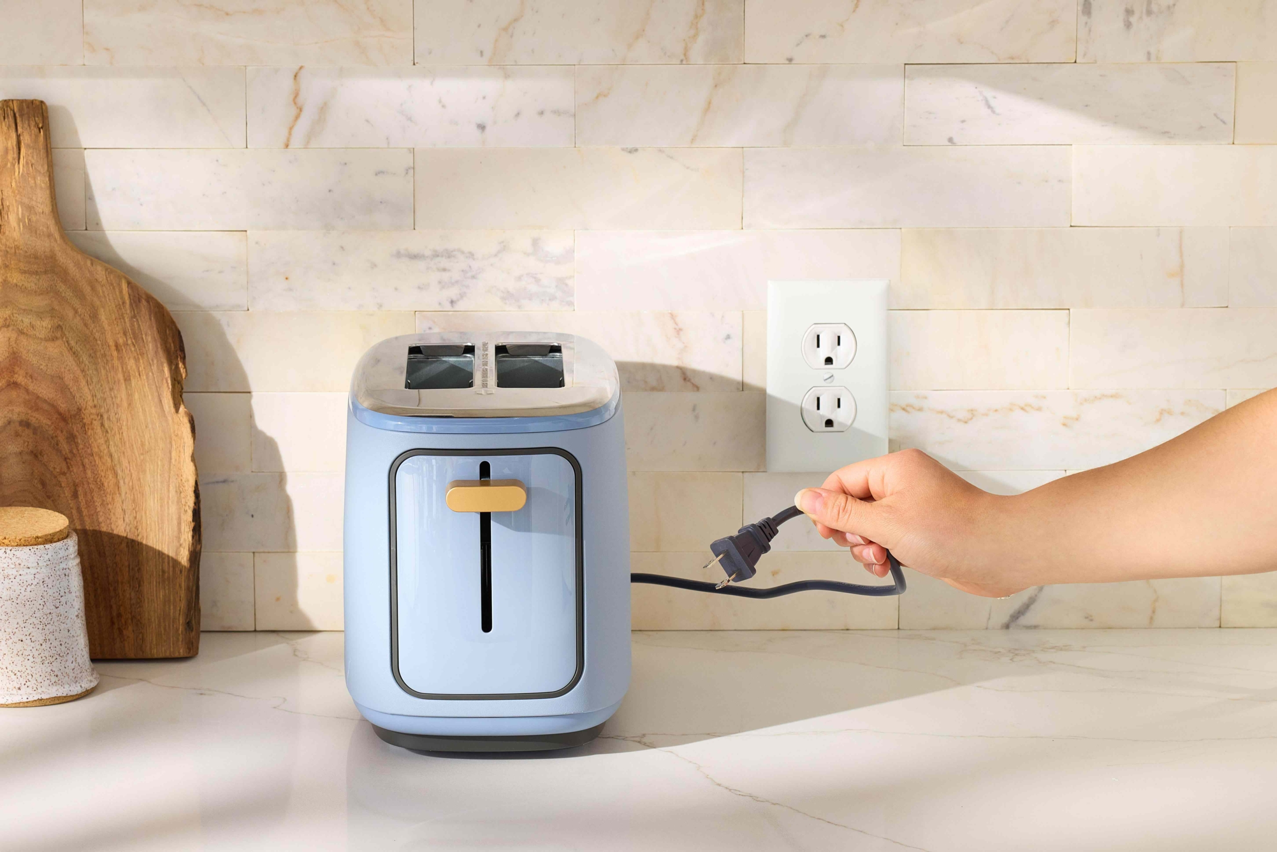 4-appliances-you-need-to-unplug-after-every-use