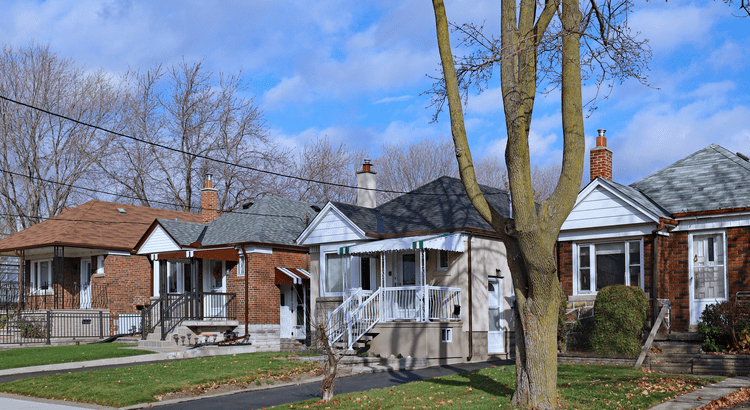 4-reasons-your-house-is-high-on-every-buyer’s-wish-list-this-season