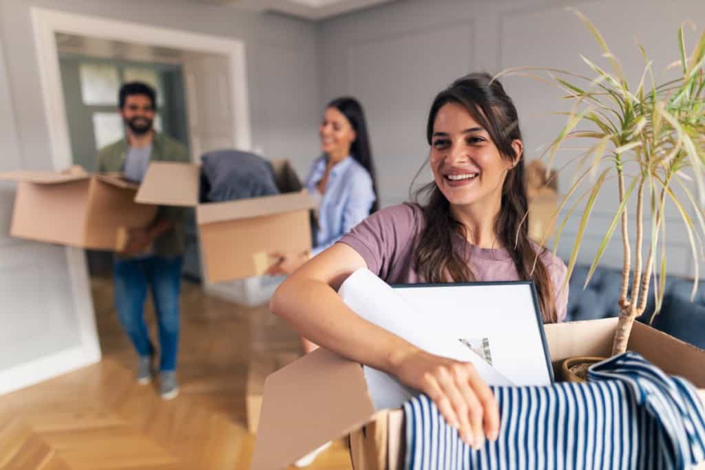 how-to-pack-for-a-move-in-a-month:-your-room-by-room-plan