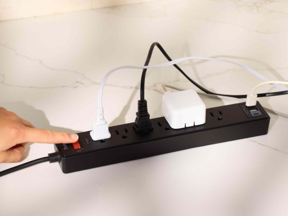 items-you-should-never-plug-into-a-power-strip-(and-what’s-actually-okay),-according-to-an-electrician