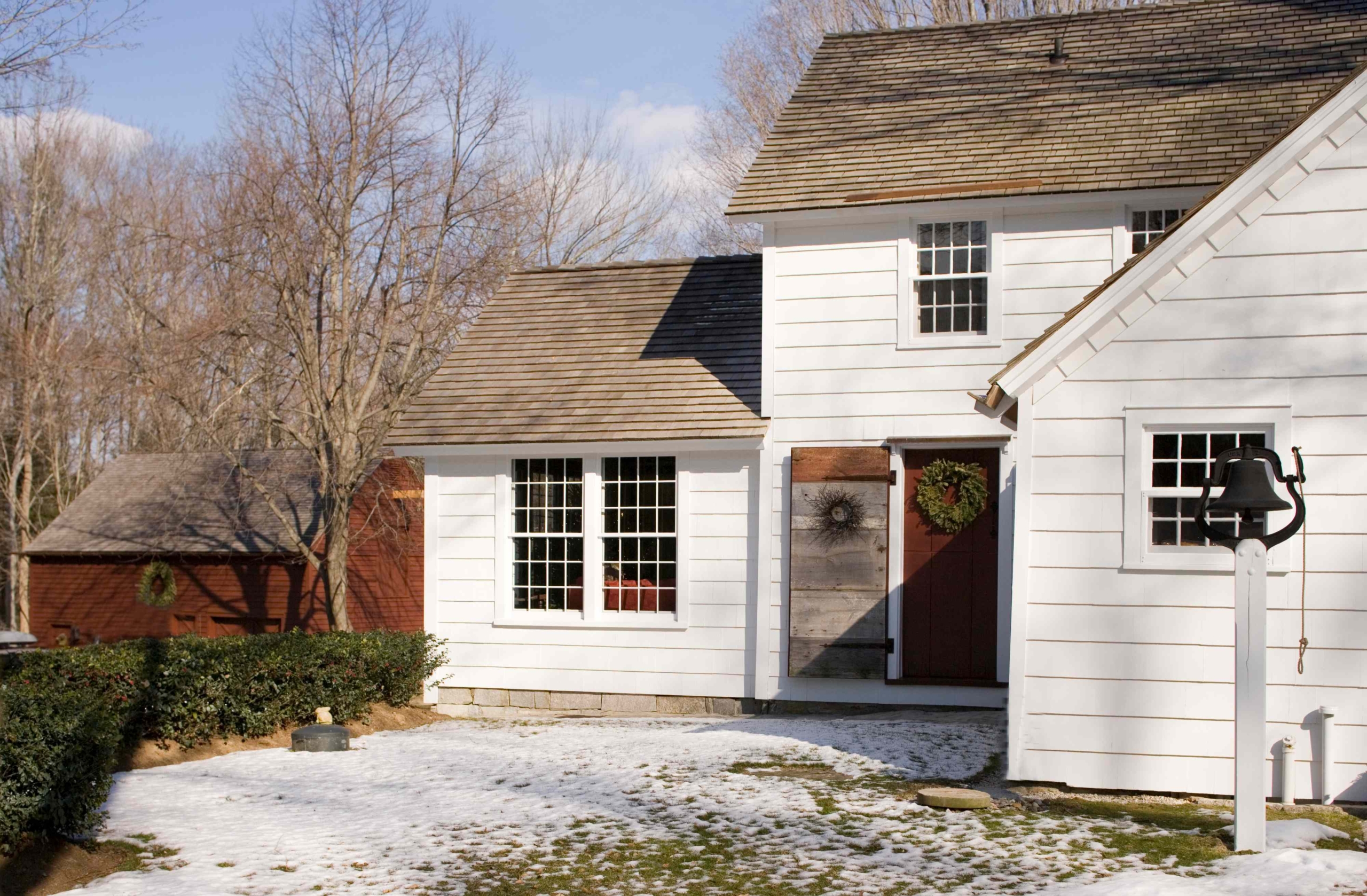 4-simple-and-affordable-ways-to-winterize-your-home,-according-to-an-expert